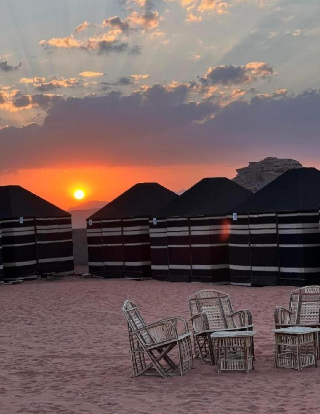 Wadi Rum Sand Delight Camp Esterno foto